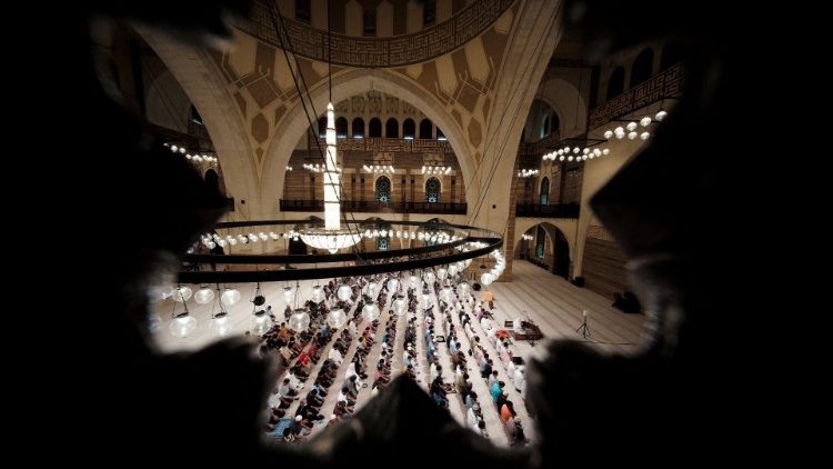 "Cristianos y musulmanes: compartimos alegrías y tristezas juntos"