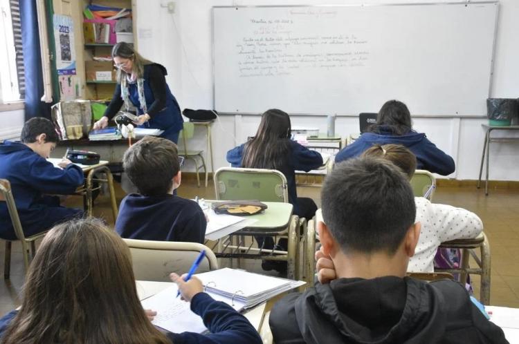 Cuáles fueron los consejos de Mons. Eduardo Martín para las comunidades educativas