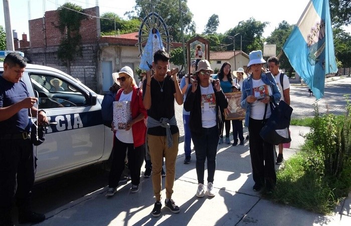 Primera etapa de la peregrinación por la unidad con la imagen de la Virgen de Luján