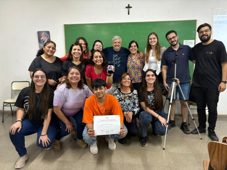 Culminó una nueva especialización en catequesis de adolescentes y jóvenes