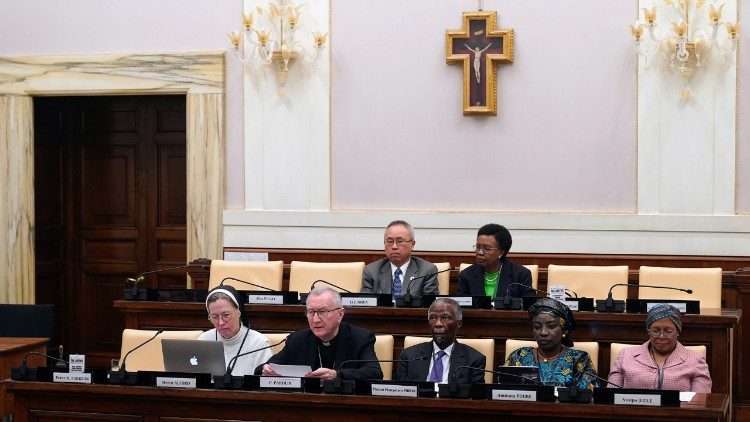 Debate en el Vaticano sobre desigualdad y solidaridad: un llamado global a la justicia fiscal