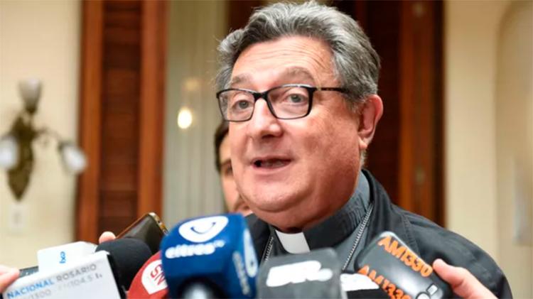El arzobispo de Rosario atribuye a la "connivencia e inoperancia" el avance narco