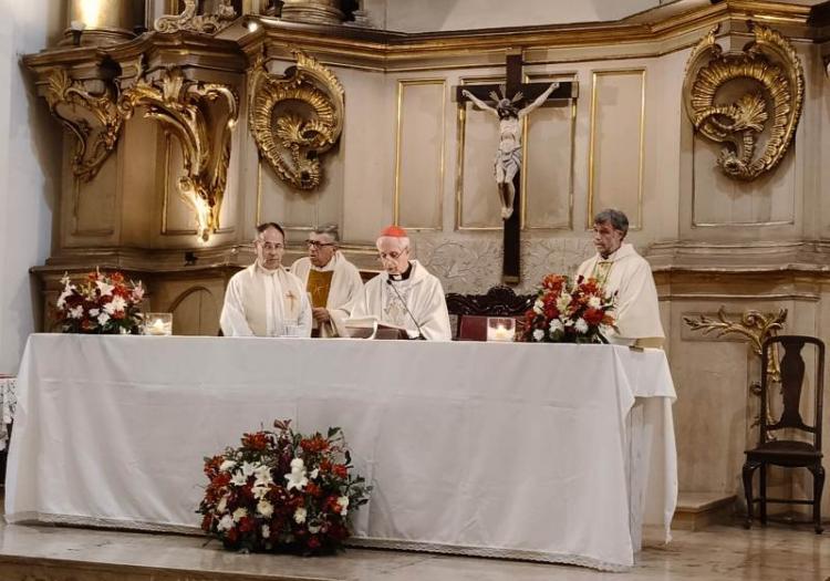 El cardenal Mario Poli instó a una 'comunicación desarmada y desarmante' El cardenal Mario Poli instó a una 'comunicación desarmada y desarmante'
