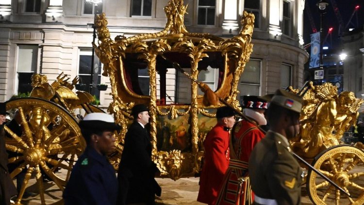 El cardenal Parolin representará al Papa en la coronación de Carlos III