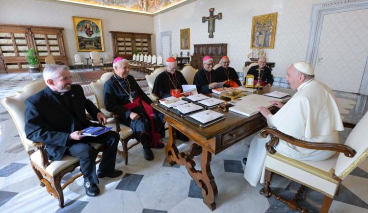 El Celam entregó al Papa el Documento de la Asamblea Eclesial