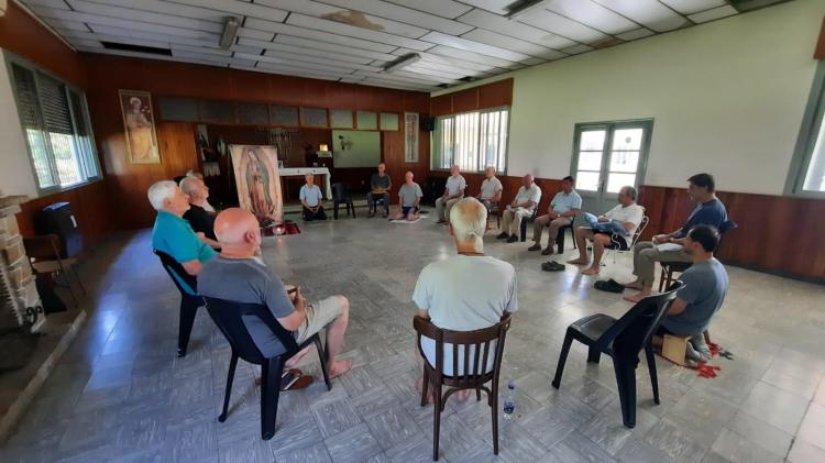 El clero de once diócesis vivió una Jornada de Oración Contemplativa