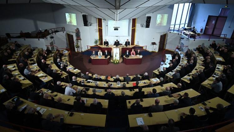 El episcopado francés inauguró un Tribunal Penal Canónico Nacional