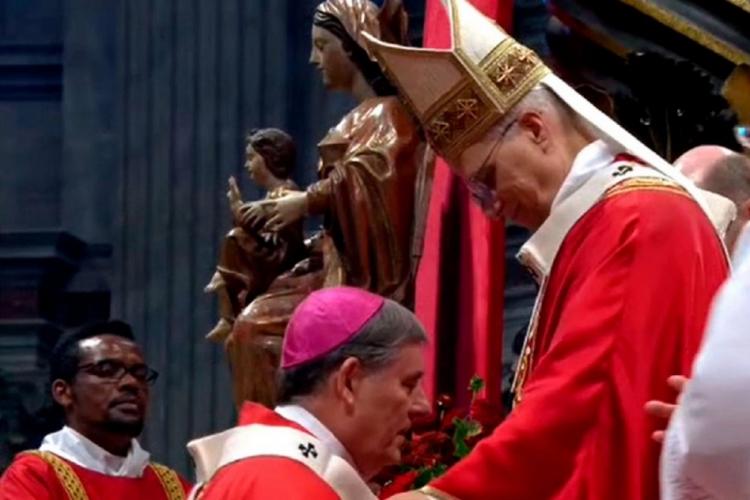 El Episcopado saluda a Mons. Martín por el inicio de su ministerio pastoral en Paraná El Episcopado saluda a Mons. Martín por el inicio de su ministerio pastoral en Paraná