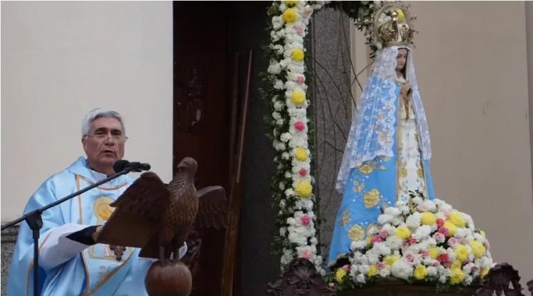 El Episcopado se une en oración a Mons. Larregain y la comunidad de Corrientes El Episcopado se une en oración a Mons. Larregain y la comunidad de Corrientes