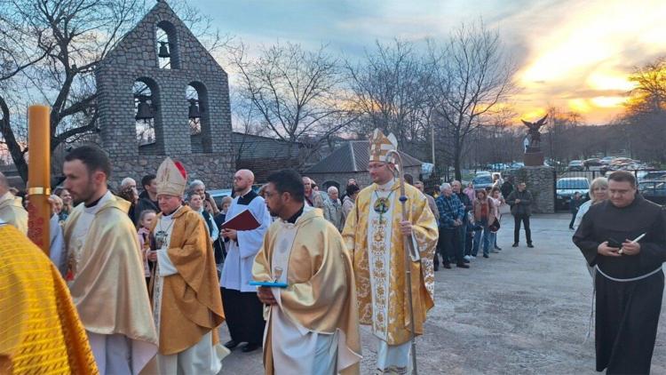 El nuncio apostólico en Ucrania: 'Una guerra que desafía a toda la humanidad'