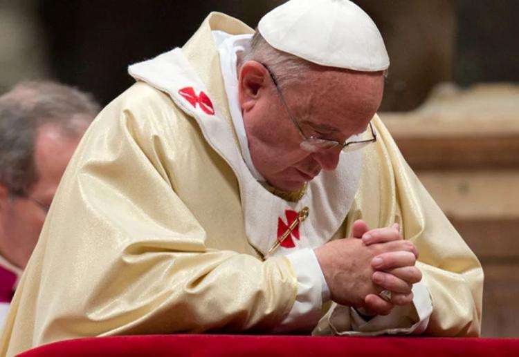 El nuncio presidirá la misa por el Día del Pontífice en la catedral porteña