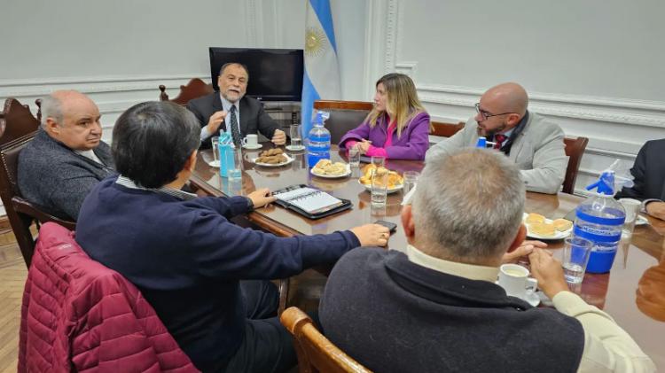 El obispo participa de una reunión ante la situación en Jujuy