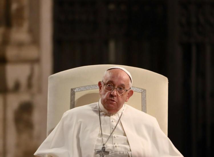 El Papa afectado por una bronquitis celebrará audiencias en Casa Santa Marta