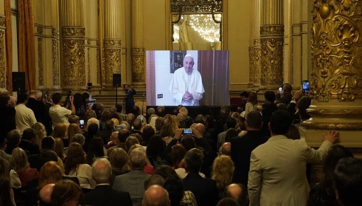 El Papa destaca la tarea de Valores Religiosos tendiendo puentes entre las religiones