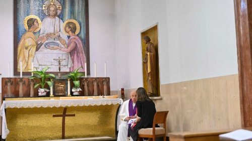 El Papa instó a 'poner el perdón de Dios en el centro de la Iglesia'