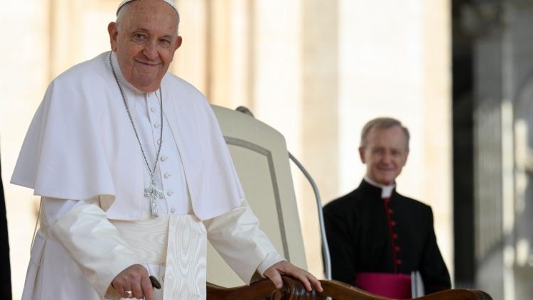 El Papa: la caridad es una virtud difícil de practicar, 'si no se vive en Dios'