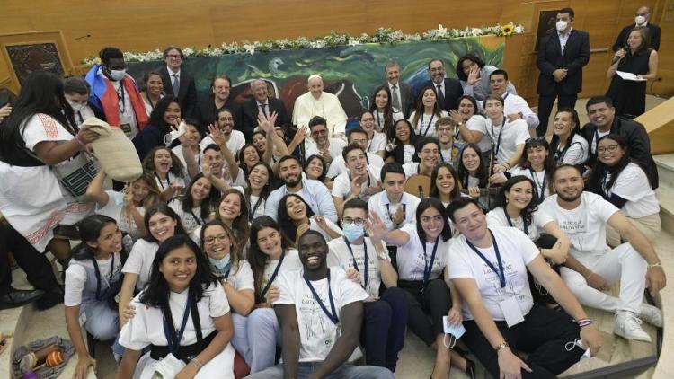 El Papa presentó el Movimiento Educativo Internacional Scholas Occurrentes