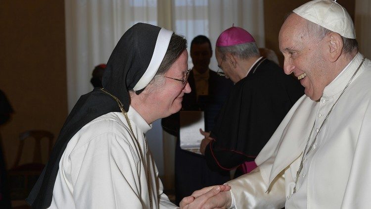 El Papa nombró a una religiosa presidente de la Academia de Ciencias Sociales
