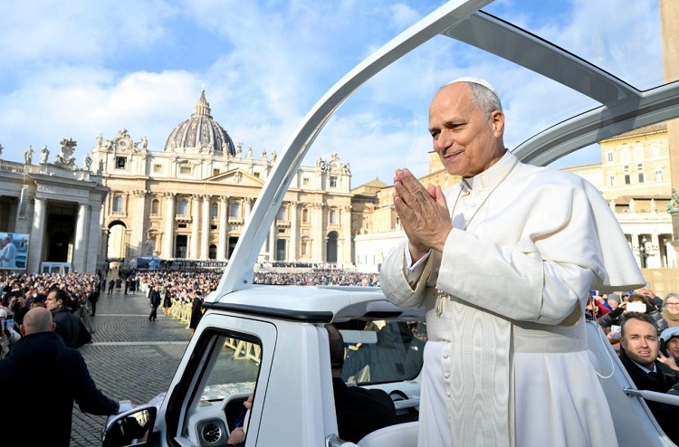 El Papa: Nuestro mundo enfermo necesita el coraje de vivir y dar a luz