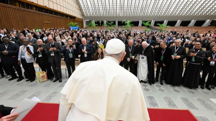 El Papa pide que en los santuarios abunden 'el consuelo y la misericordia'