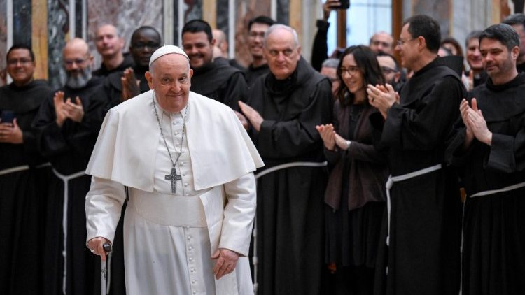 El Papa pide rezar sin cesar por Tierra Santa y agradeció a los franciscanos su presencia
