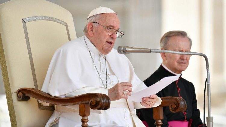 El Papa pide un pacto global para frenar la producción y el tráfico de drogas