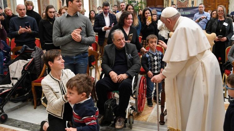 El Papa pidió políticas de inclusión para personas con enfermedades raras