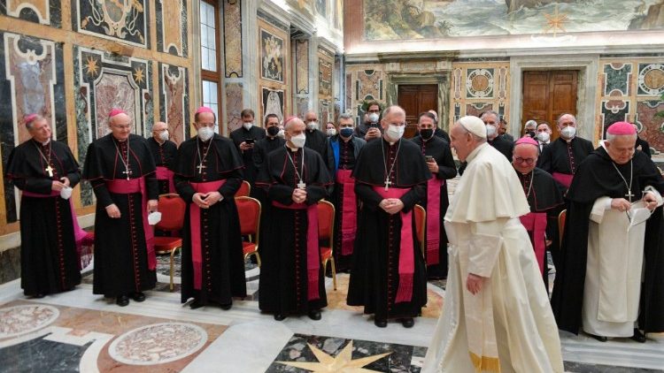 El Papa ratifica el compromiso de la Iglesia para dar justicia a las víctimas de abusos