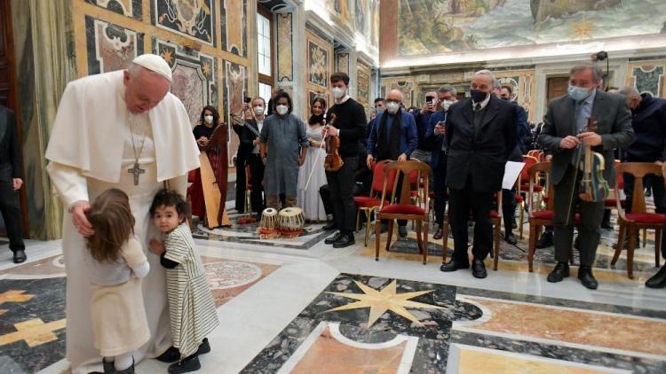 El Papa recibió a una Fundación que promueve la labor de refugiados y vulnerables