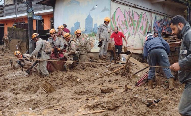 El Papa reza por víctimas de fuertes lluvias en Petrópolis