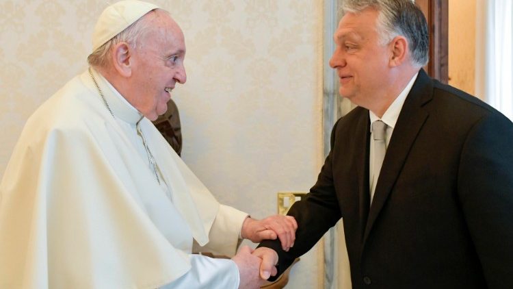 El Papa valoró el trabajo de Hungría en la acogida de refugiados ucranianos