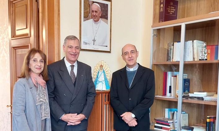 El rector de la UCA se reunió con el cardenal Víctor Fernández