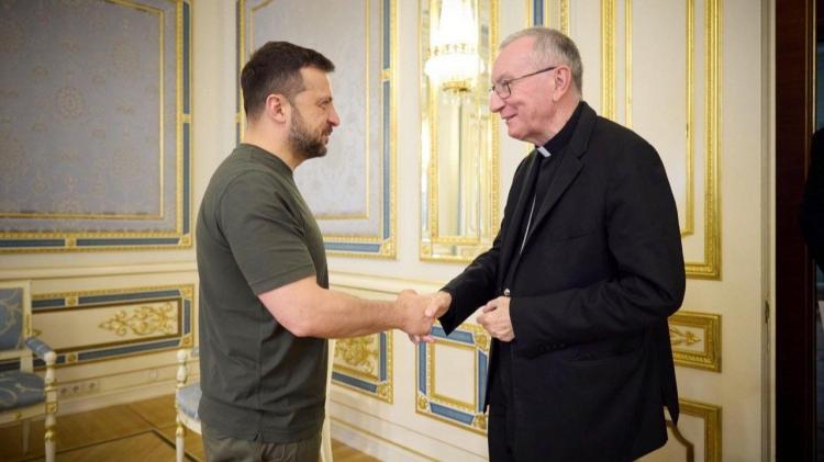 El Vaticano confirma la llamada entre Volodymyr Zelensky y el cardenal Parolin