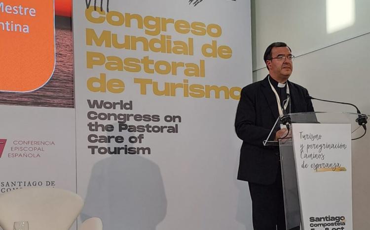 En Santiago de Compostela, Mons. Mestre ofreció claves para una Pastoral de Turismo "en salida"