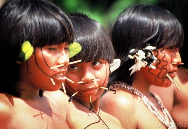 Episcopado brasileño repudia violencia sexual de mineros contra mujeres Yanomami