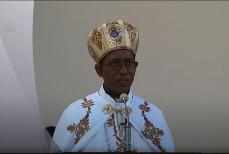 En Eritrea, las autoridades liberaron a un obispo y a un sacerdote