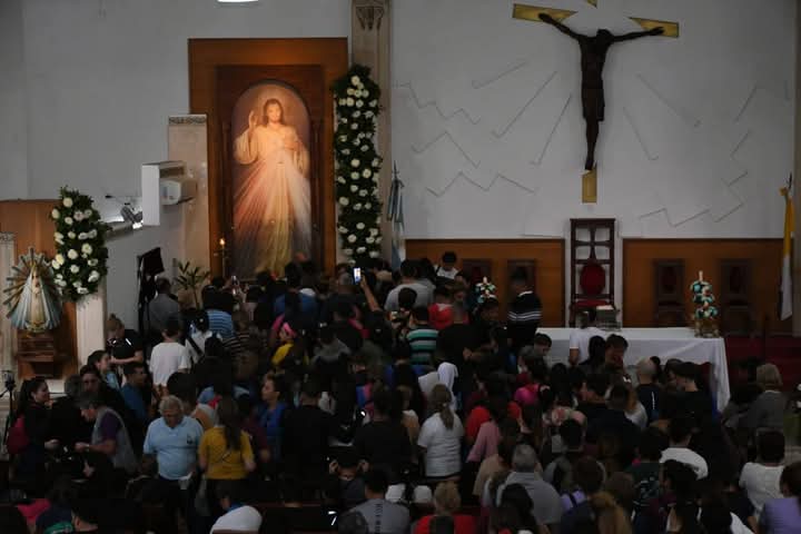 Fieles de San Roque participaron en la fiesta diocesana en Tres Isletas Fieles de San Roque participaron en la fiesta diocesana en Tres Isletas