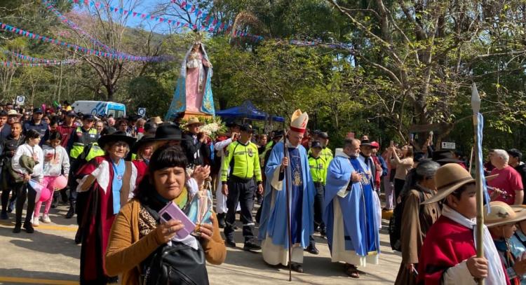Fiesta de Nuestra Señora de La Peña en el santuario de Tartagal Fiesta de Nuestra Señora de La Peña en el santuario de Tartagal