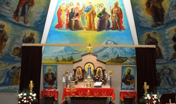 Fiestas patronales de la parroquia armenia católica Nuestra Señora de Narek
