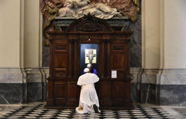 Francisco: 'Cada confesión es un momento único e irrepetible de gracia'