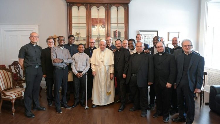 Francisco con los jesuitas: las cuestiones de la Iglesia y de la tierra canadiense