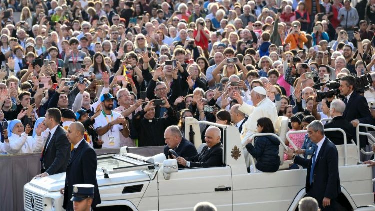 Francisco: 'El Espíritu Santo expande y une a la Iglesia'