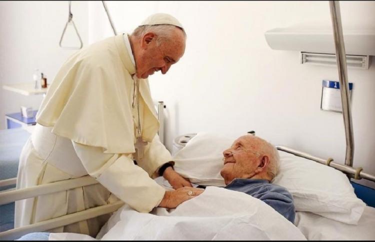 Francisco: "El paciente es siempre más importante que su enfermedad"