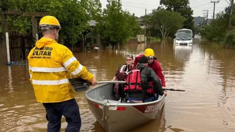 Inundaciones en Brasil: la Iglesia llama a crear lazos de solidaridad