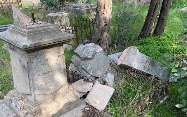 Profanaron un cementerio cristiano en Jerusalén