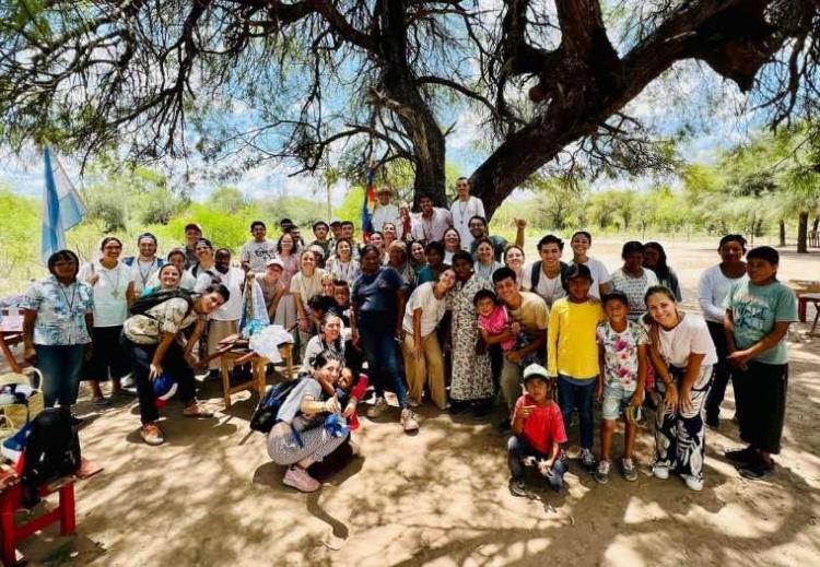 Jóvenes de Buenos Aires misionaron en San Roque