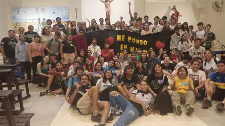 Jóvenes de Resistencia se reunieron para celebrar al Buen Pastor