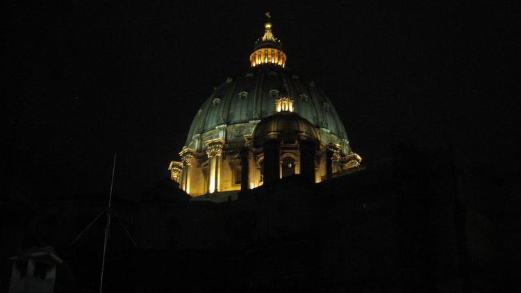 #Jubileo2025: nueva luz para la cúpula de la basílica de San Pedro