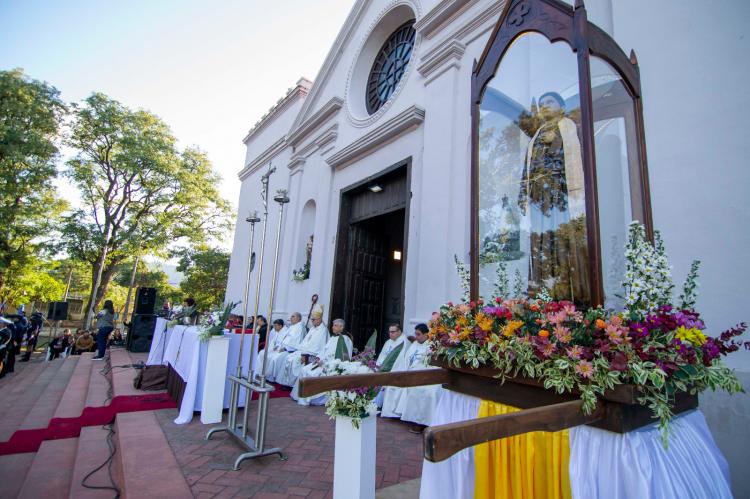 Fiesta jubilosa en honor del beato Esquiú en Piedra Blanca