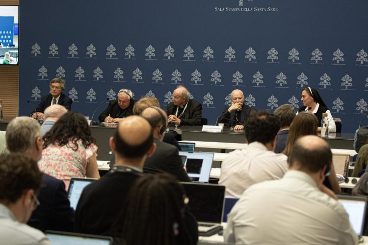 La asamblea sinodal prepara la síntesis final destacando el lugar de las comunidades